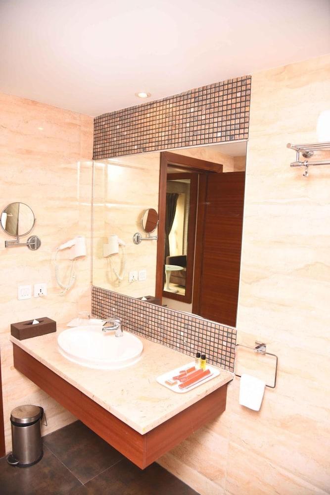 Celesta - Kolkata Hotel Eksteriør billede