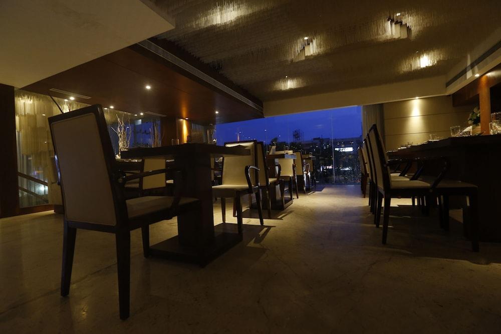 Celesta - Kolkata Hotel Eksteriør billede