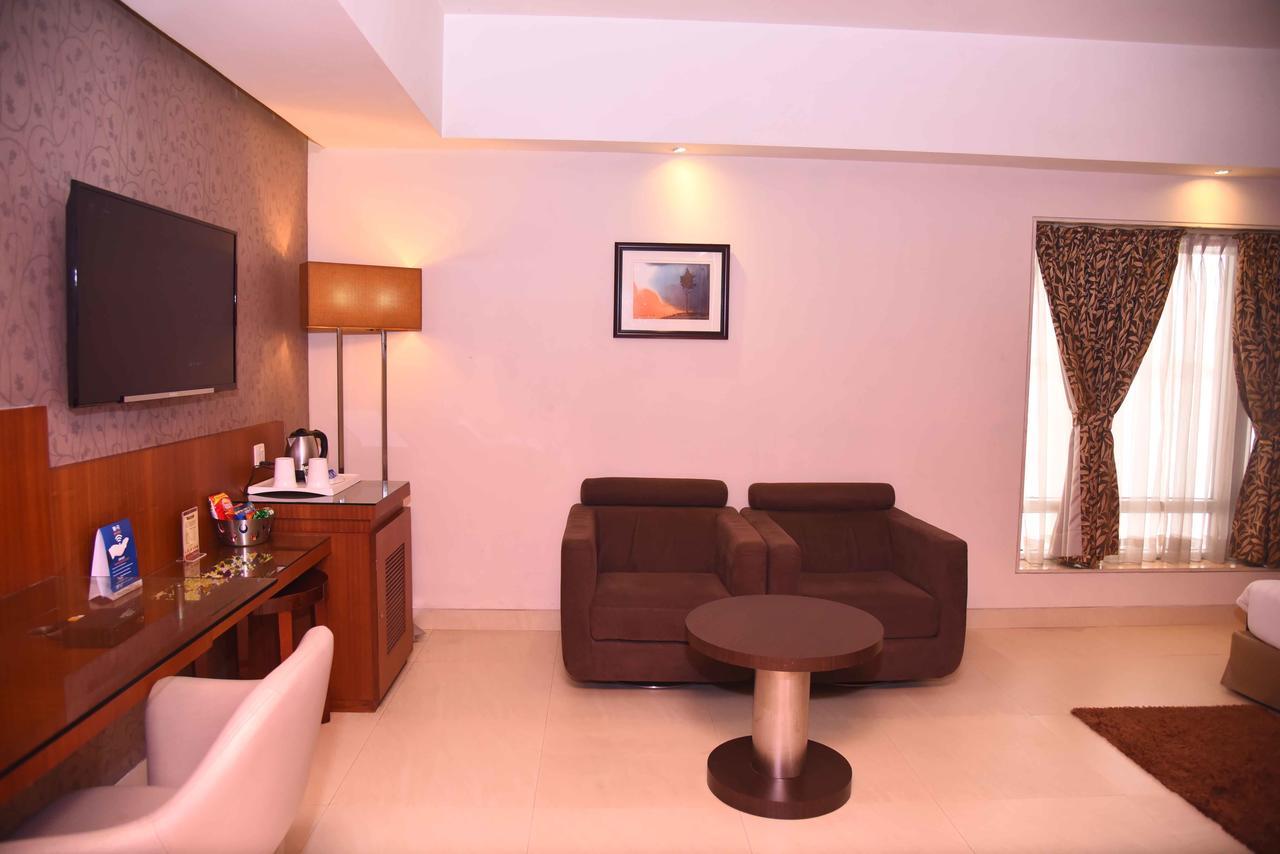 Celesta - Kolkata Hotel Eksteriør billede